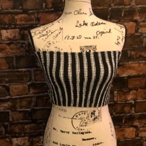 Black & white stripes tube top